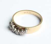 GOLD RING