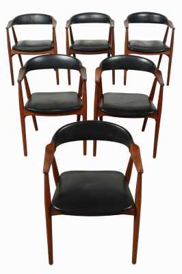 SET OF MODEL 213 CHAIRS