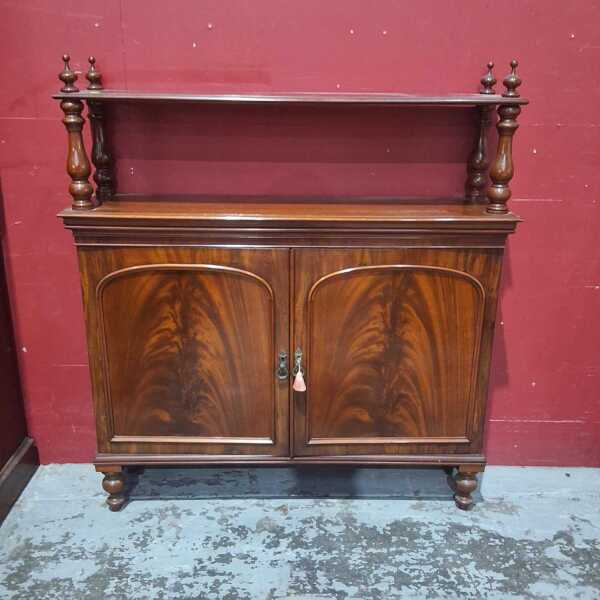 SERVERY