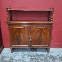 SERVERY