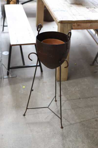 PLANTER