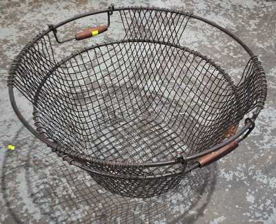 WOOD BASKET