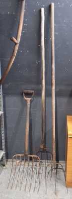 FORKS