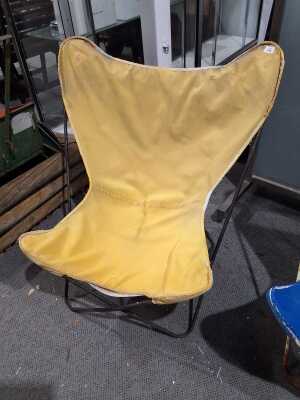 BUTTERFLY CHAIR