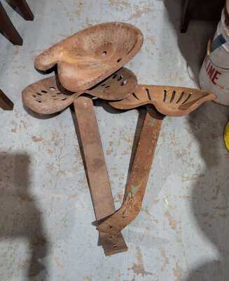 TRACTOR SEATS