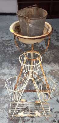 RUSTIC LOT