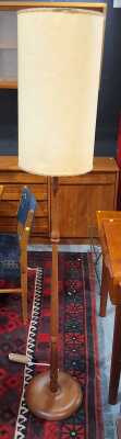 STANDARD LAMP