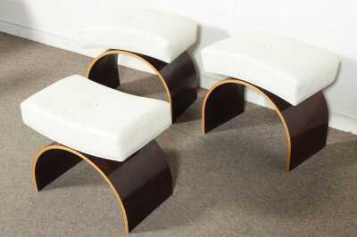 SET OF STOOLS
