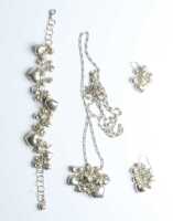 JEWELLERY SUITE