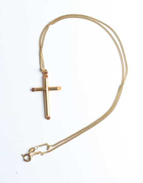 GOLD NECKLACE