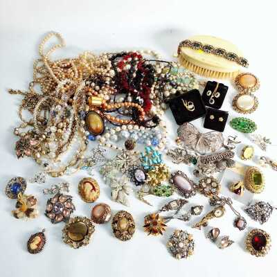 JEWELLERY