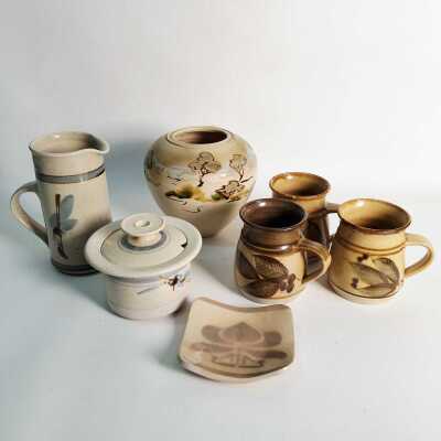 STUDIO POTTERY