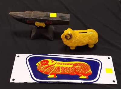 VINTAGE STYLE GOLDEN FLEECE COLLECTABLES