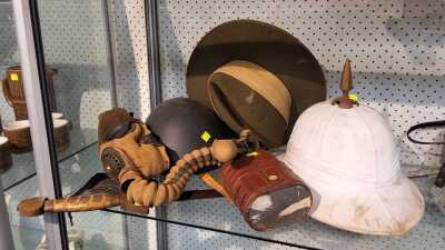 MILITARY COLLECTABLES