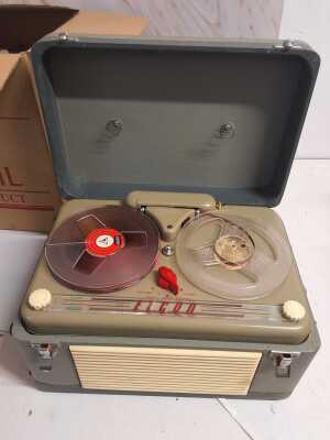 TAPE RECORDER