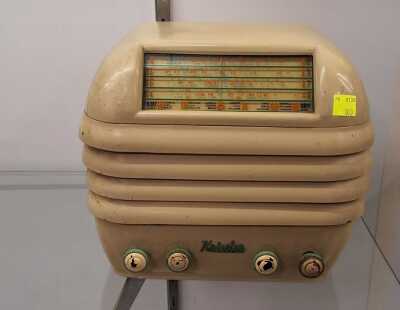 VINTAGE RADIO