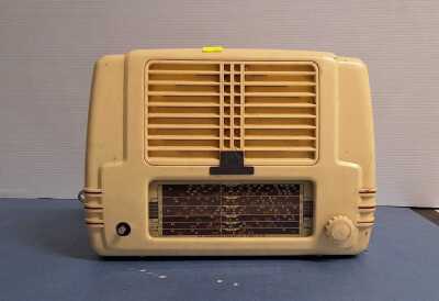 VINTAGE RADIO