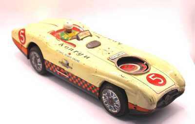 PLAYTHING SUPER SPEED RACER CAR