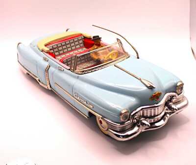 GAMA CADILLAC CONVERTIBLE CAR