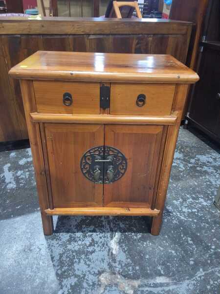 BEDSIDE CABINET