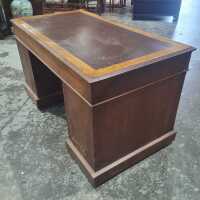 PEDESTAL DESK - 2