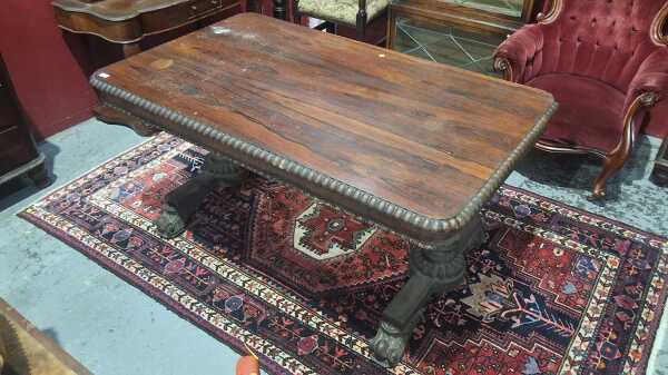 LIBRARY TABLE