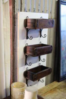BRICK MOLD SHELVES