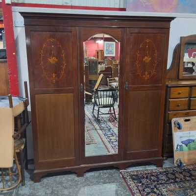 WARDROBE