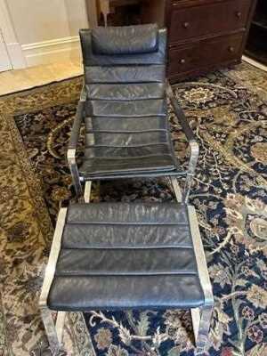 LOUNGE AND STOOL