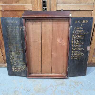 CEDAR CABINET