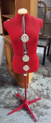 DRESSMAKERS MANNEQUIN