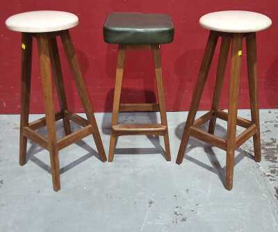 STOOLS