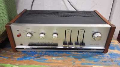 STEREO AMPLIFIER
