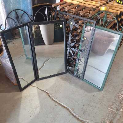 GARDEN DECOR