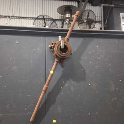 PIPE TAP