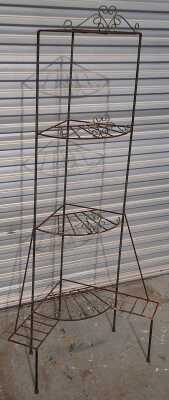PLANT STAND