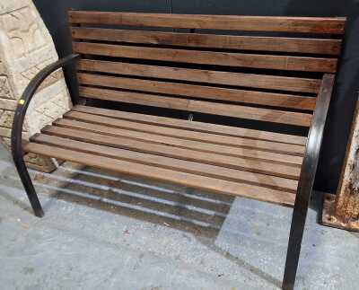 GARDEN BENCH
