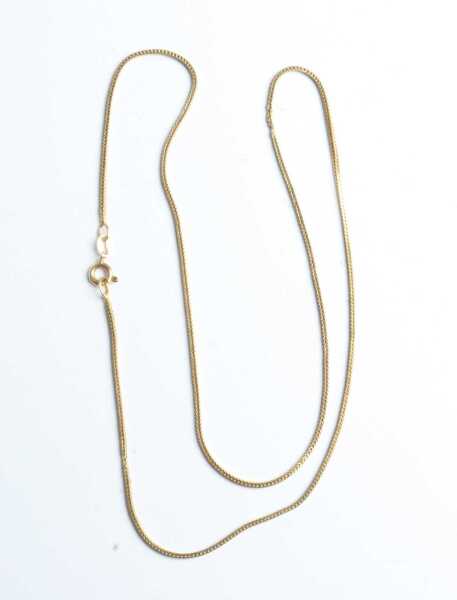 GOLD NECKLACE