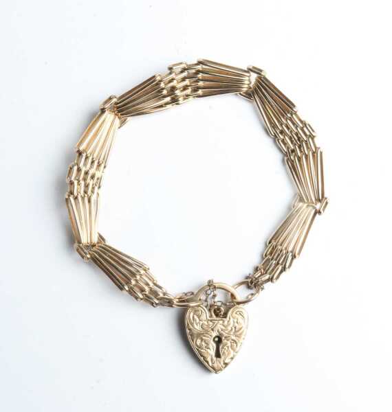 GOLD BRACELET