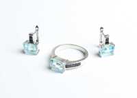 SILVER TOPAZ RING