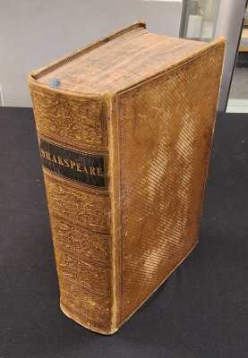 SHAKESPEARE, WILLIAM