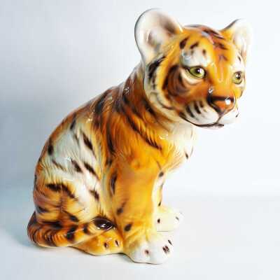 TIGER FIGURE