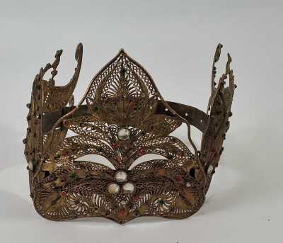 HEAD WREATH