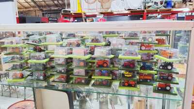 DIECAST VEHICLES