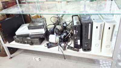 GAMING CONSOLES