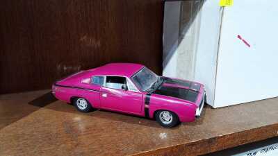 VALIANT CHARGER