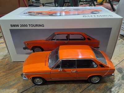 BMW 2000