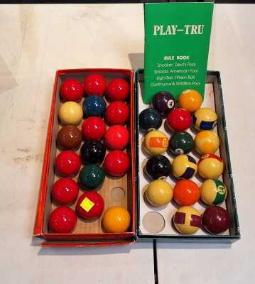 BILLIARD BALLS