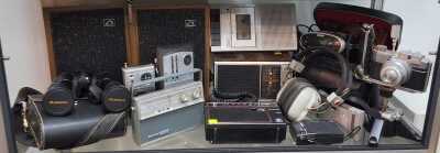 RADIOS & CAMERA