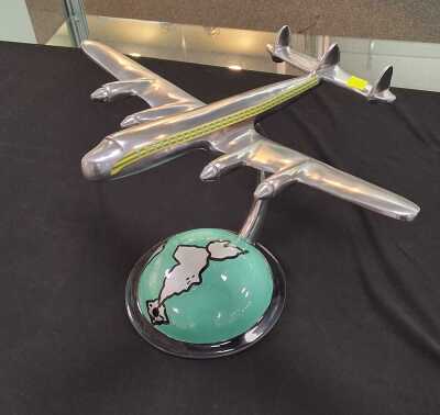 DESK STAND